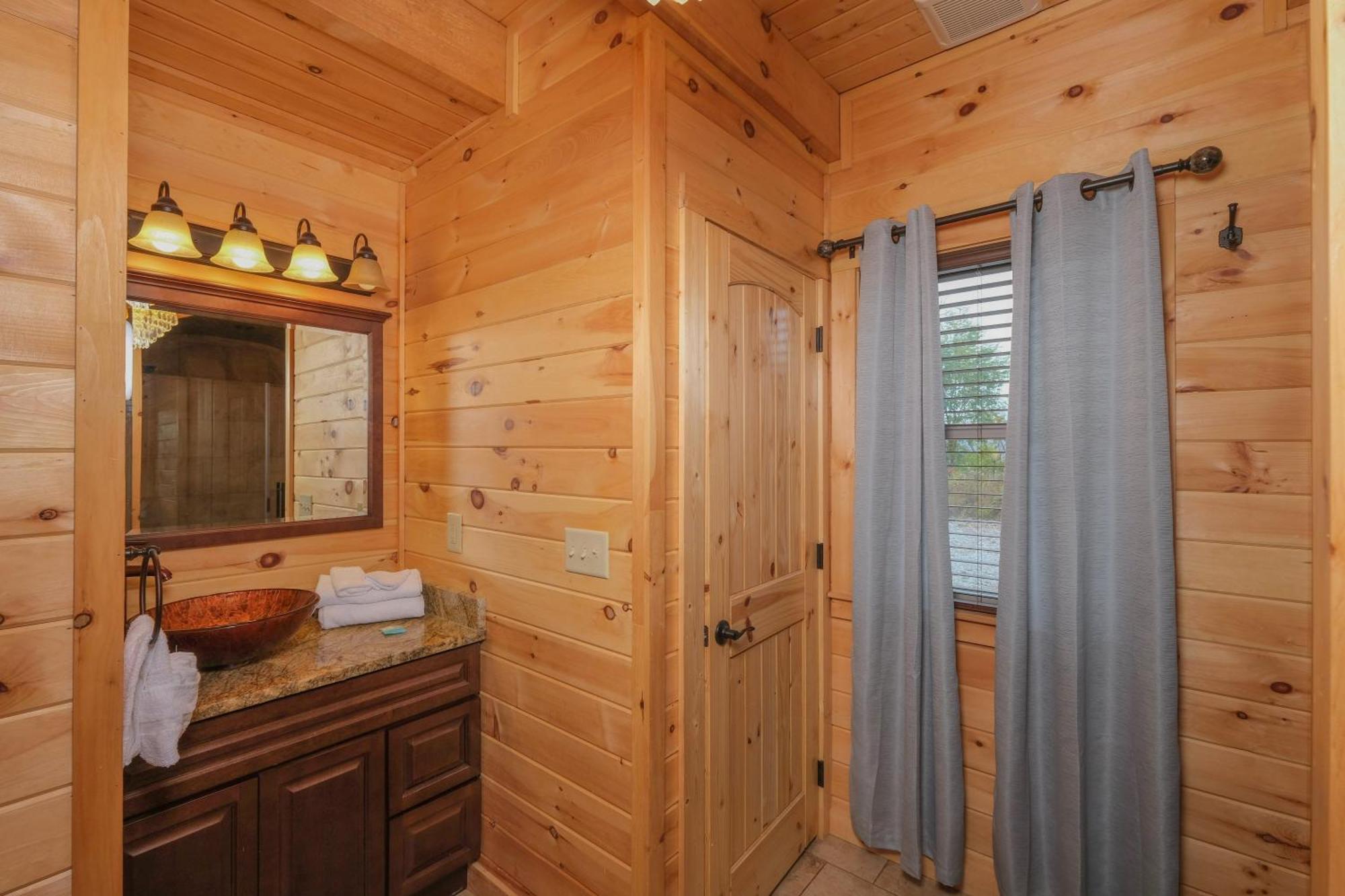 Swept Away Villa Gatlinburg Bagian luar foto